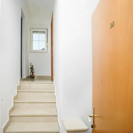 Apartment Edi *